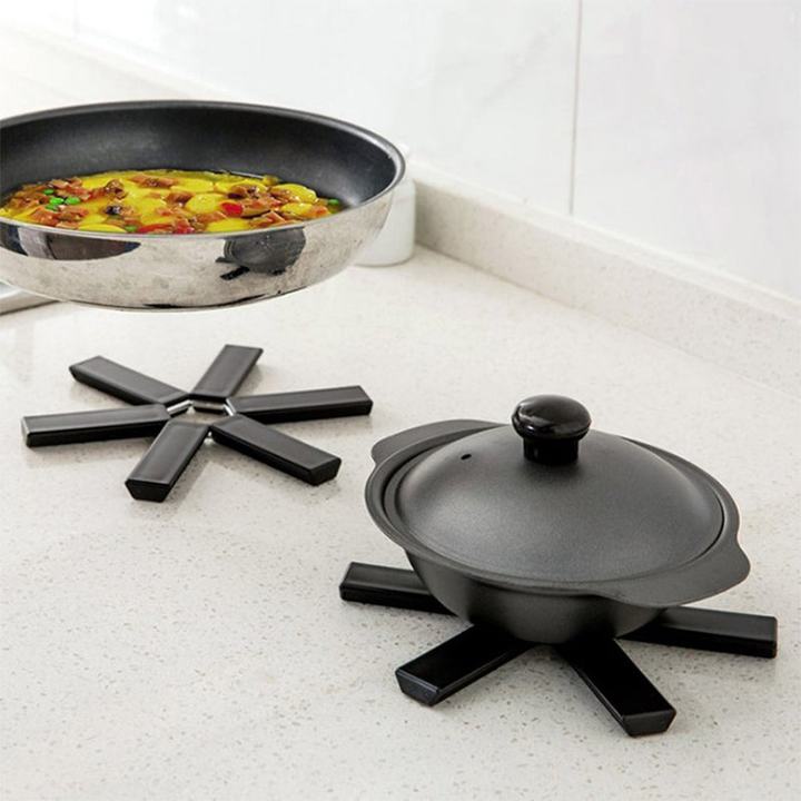 Folding Trivet in use