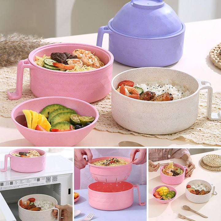 Microwave Ramen Bowl in use